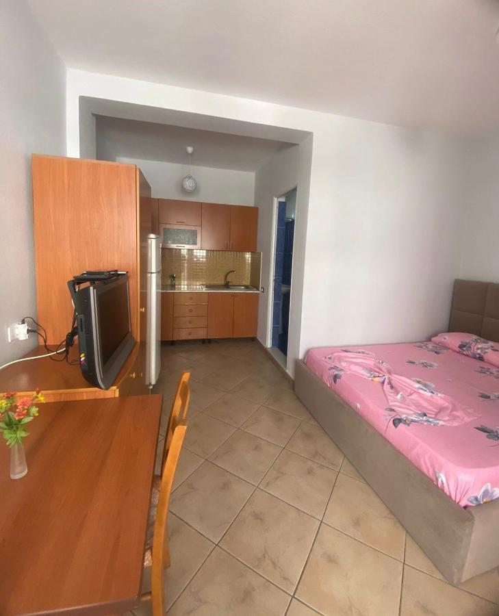 Armando Home Vlore Exterior photo